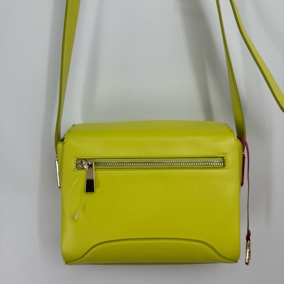On 34th New Crossbody Bag Neon Yellow Purse - Picture 1 of 7